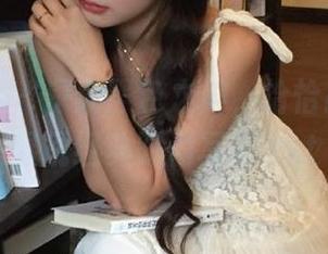 月下摄影 – 深入黑色之美，恰恰高清图集展现经典时尚写真.txt