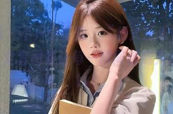 微密圈 – 不只是写真，“杨大乐乐很靠谱女友”全套图集让每一瞬间都成为经典！.txt