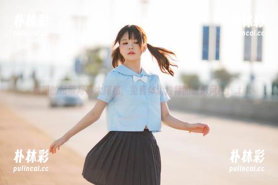 桜桃喵的吊带写真大揭秘，免费体验独特的摄影风格！.txt