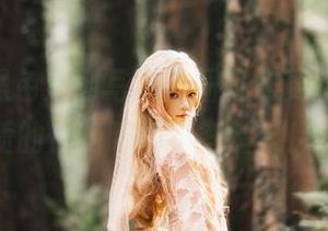 桜桃喵黑色系列写真美图强势更新，极致气质的惊艳瞬间不容错过！.txt