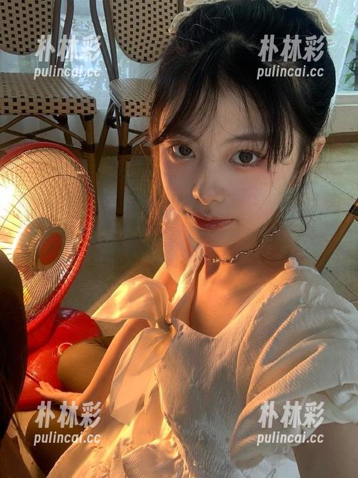 森萝财团 - 细品媛媛厨娘的艺术写真合集，最新更新带来每一幅作品的精彩与灵感.txt