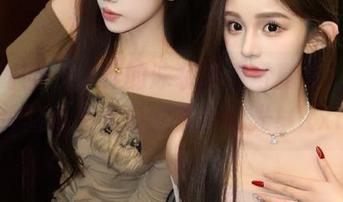 森萝财团 – 小梓的泳装高清写真集，带你体验清爽夏日的美妙时光！.txt