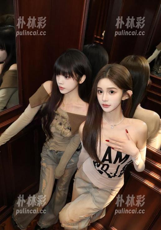 森萝财团 - 小梓的泳装高清写真集，带你体验清爽夏日的美妙时光！.txt