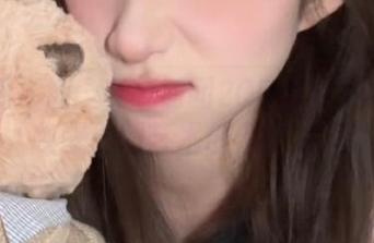 让灵感飞扬：森萝财团20D白丝写真分享，唤醒您的艺术创作欲望.txt