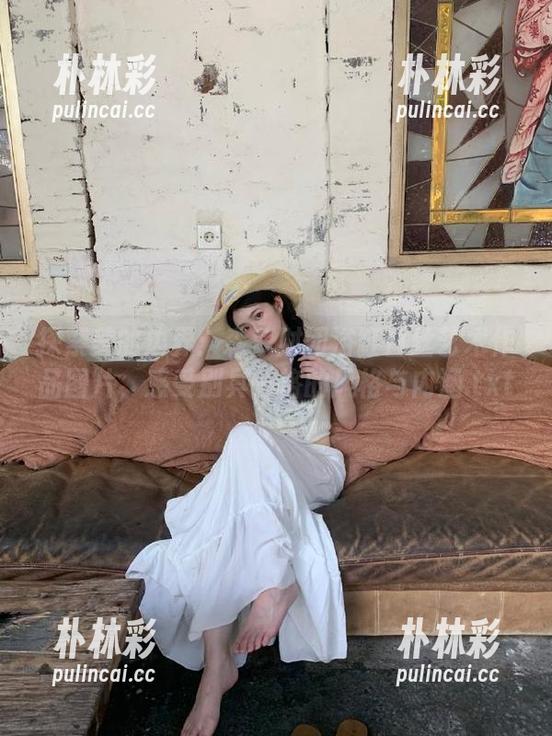 探索美的边界：森萝财团浴缸白丝艺术作品图片，感受别具一格的风格与内涵.txt