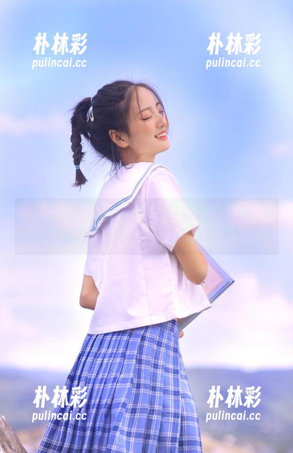 模范学院 - Sugar梁莹空姐全新更新，尽享多角度图片展现其独特风格与魅力.txt