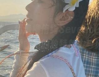 模范学院 – 精选柳侑绮Sevenbaby奶牛系列写真，透露她的独特魅力与风采.txt