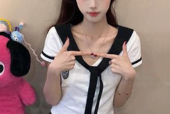 模范学院 – 私拍系列：梦梵与美足图包的绝美瞬间分享.txt