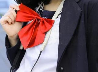 模范学院 – 探索黄乐然的连体衣高清作品，感受时尚与艺术的碰撞.txt