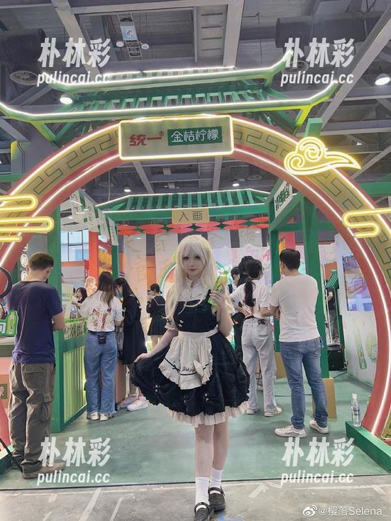 樱落酱w的爱宕新春旗袍漂亮图片在线推荐，绝对让你眼前一亮！.txt