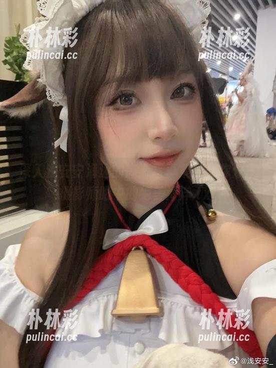 浅安安 深入浅安安海边的高清写真集,与你分享摄影师眼中的绝美海洋.txt