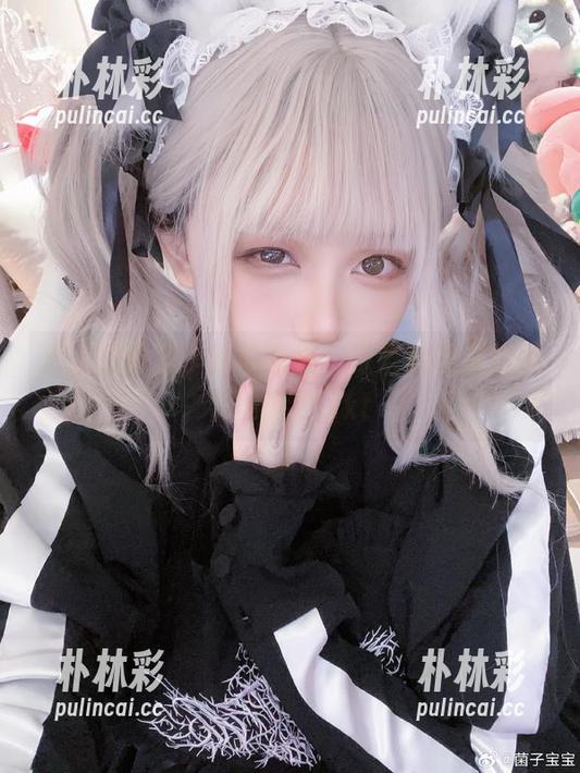 爱上浅野菌子私拍图集，探索她隐藏的秘密与魅力.txt
