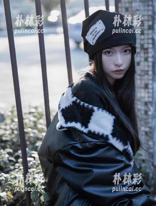 清水由乃圣诞图集分享，揭示她不可思议的holiday乐趣.txt