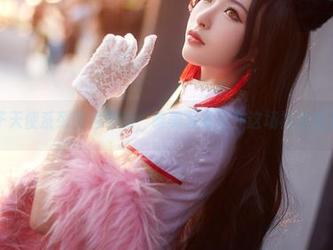 清颜颜子天使系列图包更新，唯美写真尽在这场视觉盛宴中.txt