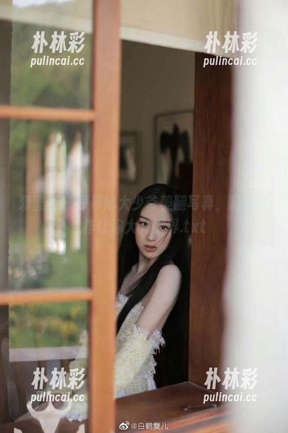 爱蜜社 - 探寻娜大少爷美腿写真，精选之作让你大开眼界.txt