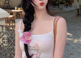 微密圈 – 汤汁般甜蜜的福利，牛奶里的果汁妹妹的梦幻原图写真为你奉上！.txt