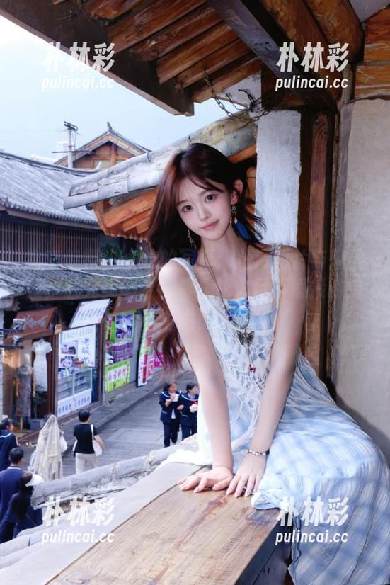 物恋传媒 - 小竹的写真：高清图片与轻盈如梦的完美结合，真是让人目不暇接的宝藏博主！.txt