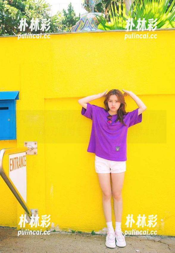 秀人网 - 观看Olivia童安琪丝袜写真图片，倾听她对时尚与艺术的独特见解.txt