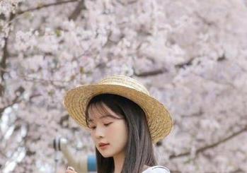 秀人网 – 兔子也疯狂！伊诺兔女郎合集中的奇葩照片见过吗？.txt