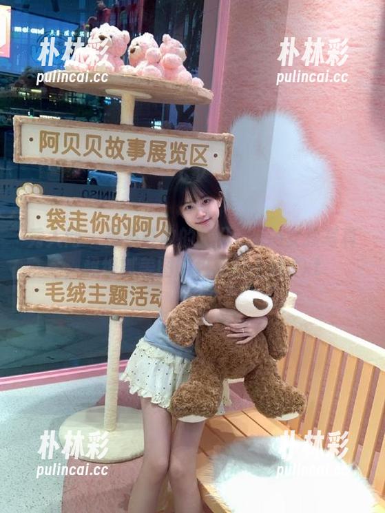 秀人网 - 美不胜收的加朵babe女孩写真，超细腻美图图包现已上线.txt
