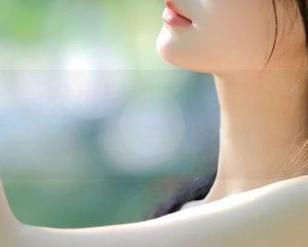 秀人网 – 唐安琪空姐下班后私房写真合集，透视她的职业与生活的交织.txt