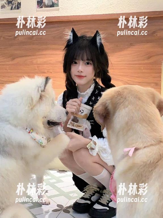 秀人网 - 私拍图集中与娜比女神相遇：记录下每个迷人的瞬间与笑容！.txt