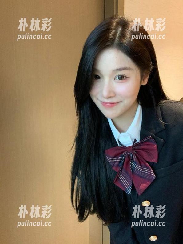 秀人网 - 在线图集呈现明日花桃桃的厨娘风格与生活美学.txt