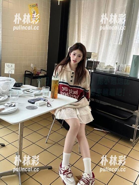 秀人网 - 夏日清新风暴来袭，是小逗逗比基尼写真套图闪亮更新，赶紧来瞧瞧吧！.txt