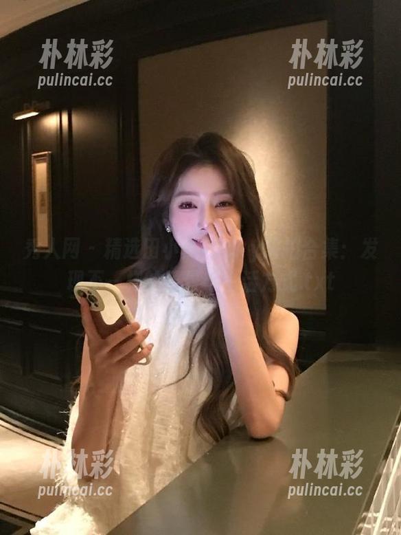 秀人网 - 精选田小燕Vicky旅拍合集：发现不一样的风景与生活方式.txt