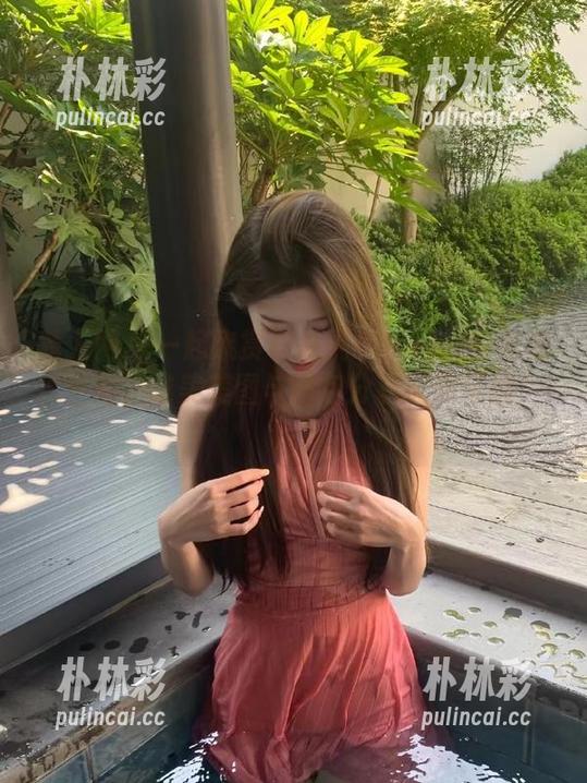 秀人网 - 一起欣赏程慧娴Phoebe的死库水主题，唯美美图与图包分享无限可能！.txt