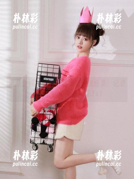 紧急企划 - 小枫校服写真在线合集：记录每一个甜美校园瞬间.txt