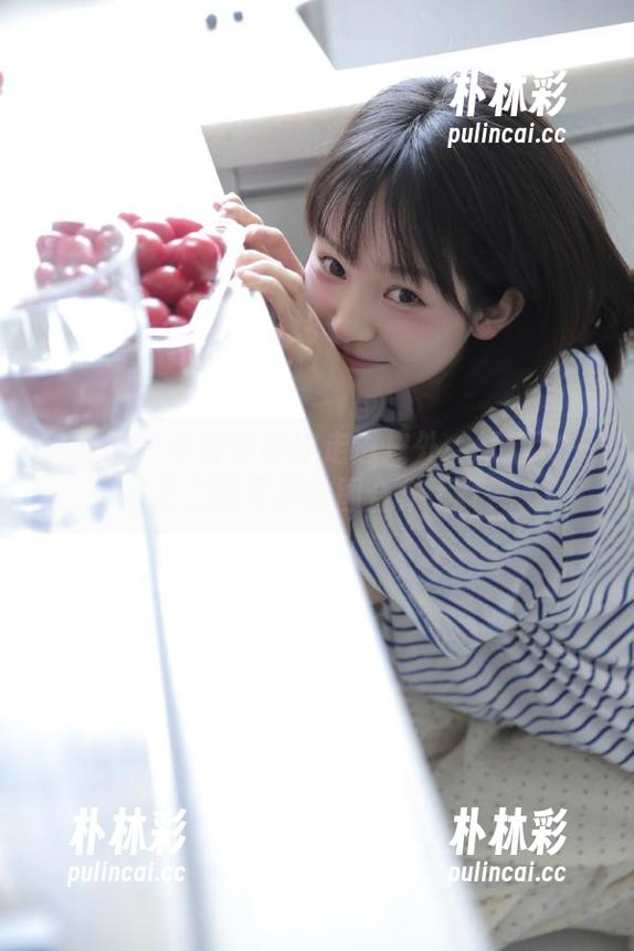 美媛馆 - 小尤奈带你走进户外：打造独一无二的写真套图合集.txt
