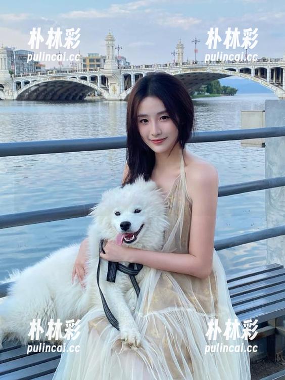 美媛馆 - 眼镜与徐cake的艺术碰撞：写真中的故事与情感.txt