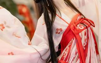 漫步美食世界，羽生三未全套中华厨娘原图等你来欣赏.txt