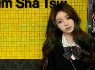 花漾show – 熊小诺奶牛写真原图发布，唤醒你的纯真与自然的心灵.txt