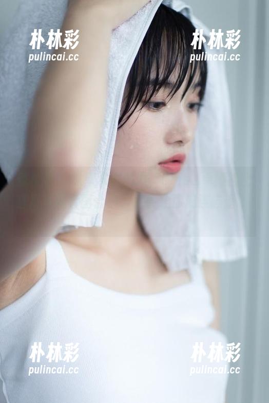 蜜桃社 - 纵享水边魅力，Cris_卓娅祺比基尼写真套图合集，定会让你流连忘返.txt