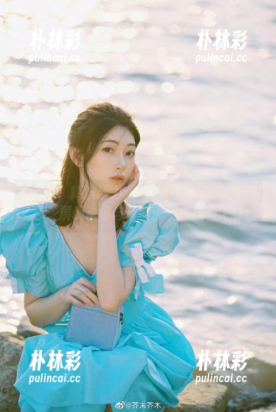 蜜桃社 - 释放活力：Gina高清运动写真资源，展现动感与优雅的完美结合.txt