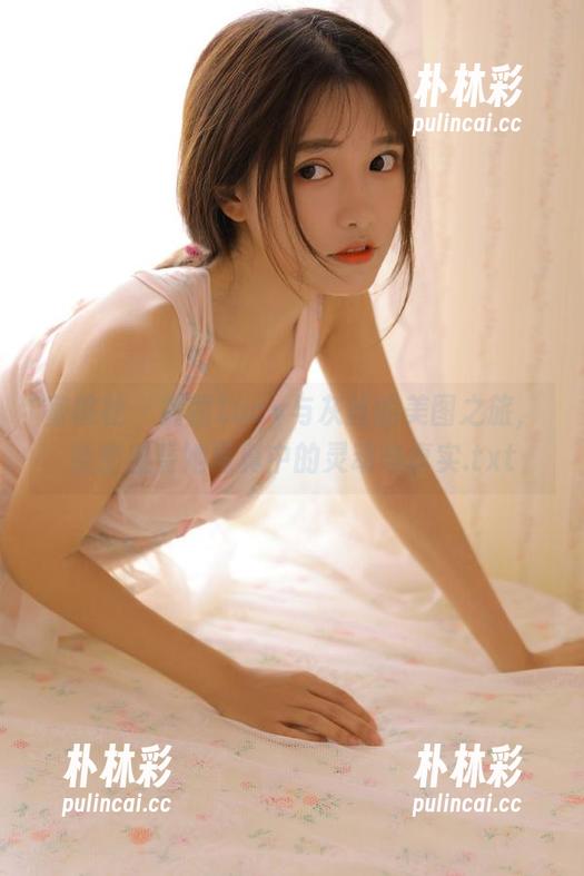 蜜桃社 - 露西Lucy与灰丝的美图之旅，亲密感受她写真中的灵动与真实.txt