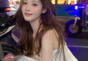 袜啵啵 – 小沫的比基尼写真，给你带来不可错过的福利图片盛宴！.txt