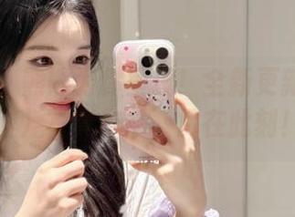 袜啵啵 – 熊熊为你呈现！全新更新的棉袜（踩脏）写真作品，尽在此刻！.txt