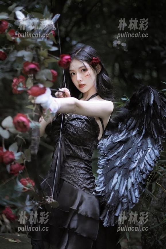 语画界 - 捕捉Miko酱的旗袍瞬间：高清精品作品资源，沉浸于优雅与经典之中.txt