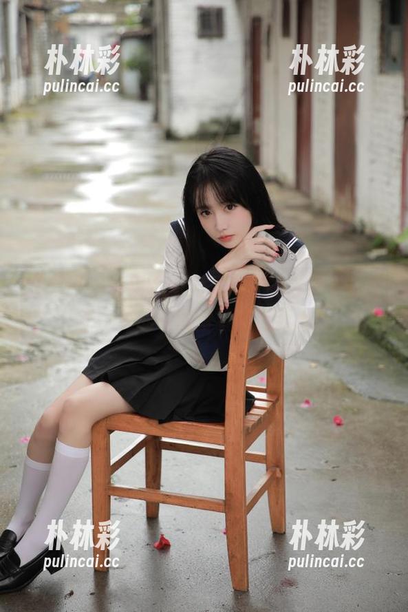 语画界 - 安琪Yee无圣光校服合集，展现不一样的校园青春与自我.txt