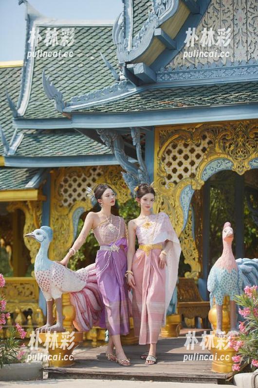 语画界 - 小海臀Rena的全套美脚原图，展现出极致的时尚与魅力.txt