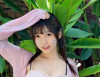 语画界 – 玥儿玥er最新粉色写真，甜美与优雅的完美结合，等你来探索！.txt
