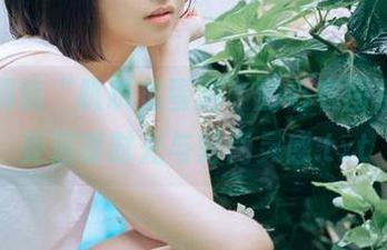 在线解锁“趴趴捣蛋陌”的毛衣图集，感受温暖时光与时尚灵感.txt