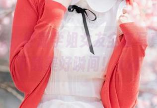 最新力作！轩萧学姐女友全套写真，轻松下载美好瞬间！.txt