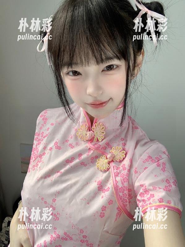 轰趴猫 - 苏小暖姐姐全新美图更新，展现不一样的青春气息与活力！.txt