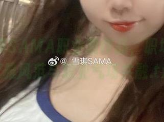 精选雪琪SAMA职业装作品，职场女性的优雅风范与职业气场共融.txt