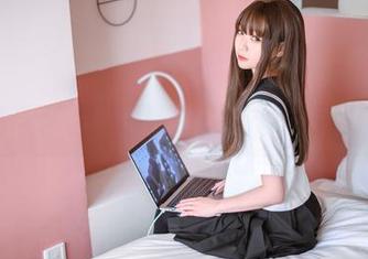 燃烧你的眼睛！青水百合子套装精选图片合集震撼上线！.txt