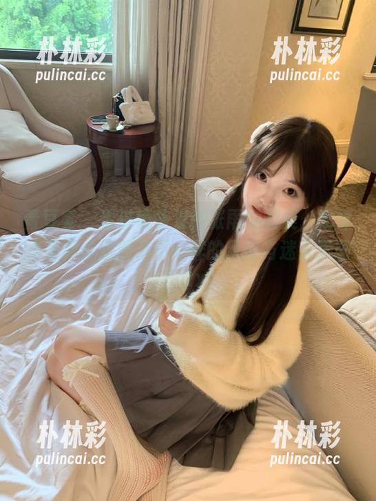 青豆客-张雨涵 青豆客 - 透过镜头发掘张雨涵的美,死库水写真作品展示不一样的风格与迷人美图!.txt